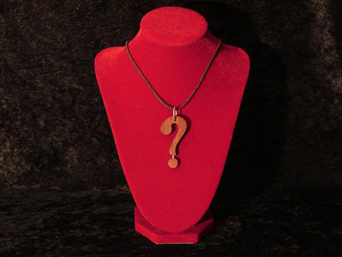 Collier "point d'interrogation"